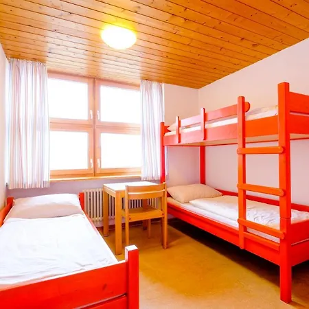 Djh Hostel *