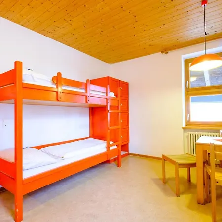 Djh Hostel *